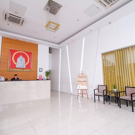 Zen Rooms Bangkal Makati Makati City Esterno foto